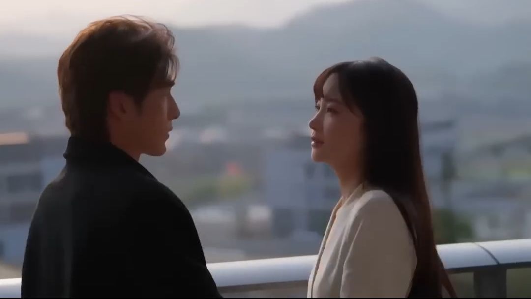 🎬 Lưỡi Đao Xé Toạc Hoa Hồng Đỏ《弯刀划破红玫瑰》 ⚔️🌹 Văn Uyên × Triệu Phi - Bstation