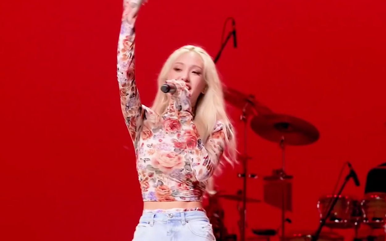 SOMI’s latest comeback track “XOXO” – band live version released ...