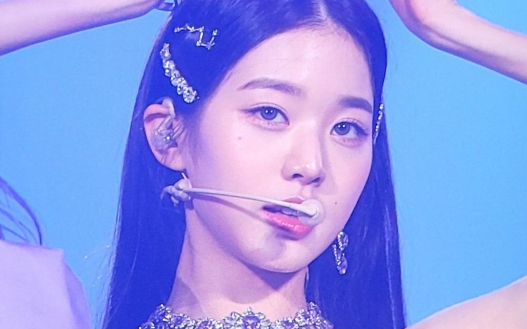 IVE LOVE DIVE + ELEVEN + ROYAL + Take IT 220702 High-Definition Stage ...