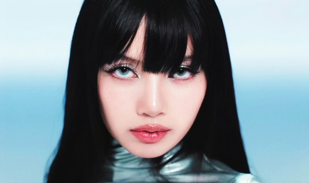 LISA’s “ROCKSTAR” MV Is Out! - BiliBili