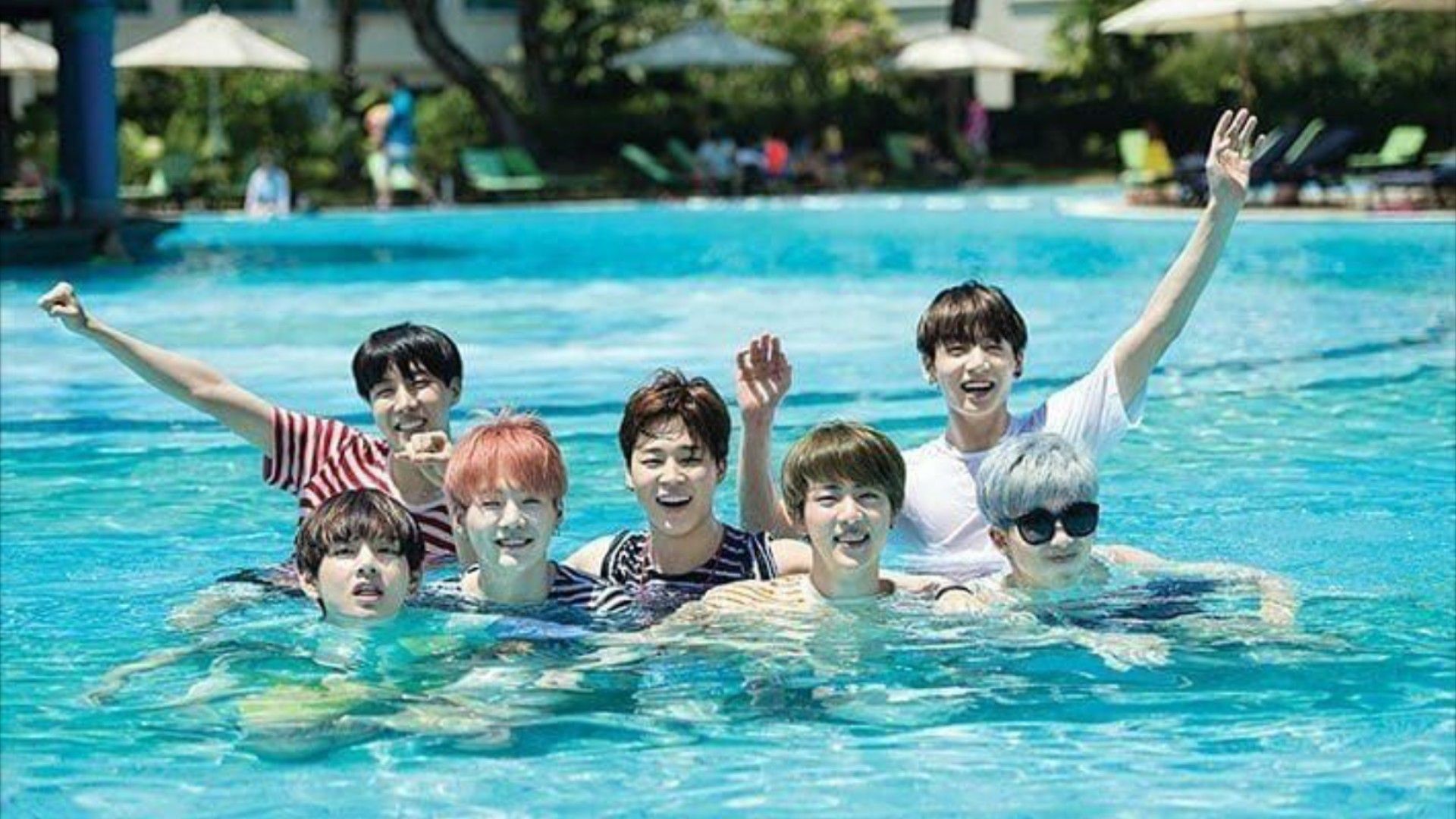 BTS Summer Package in Kota Kinabalu [2015] - BiliBili